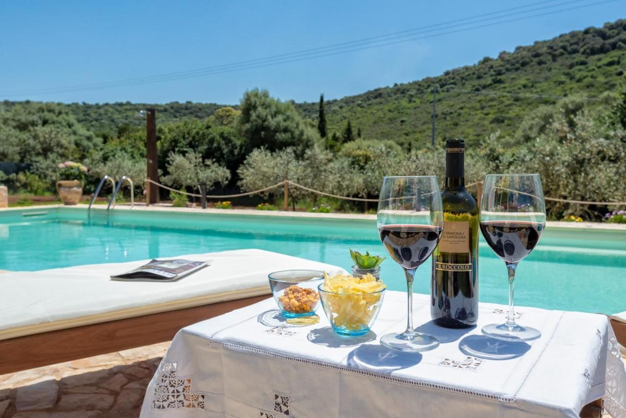 Villa Saige , Piscina Con Idromassaggio Alghero Esterno foto