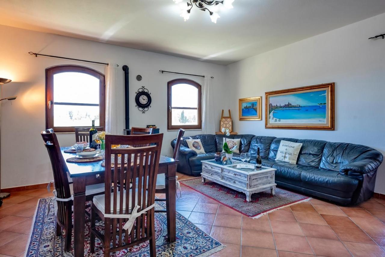 Villa Saige , Piscina Con Idromassaggio Alghero Esterno foto