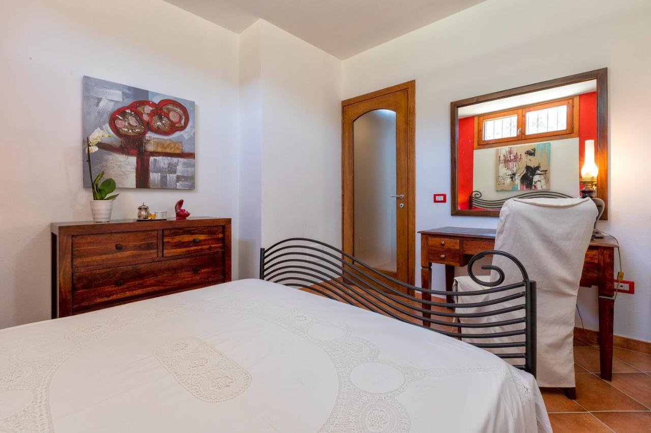 Villa Saige , Piscina Con Idromassaggio Alghero Esterno foto