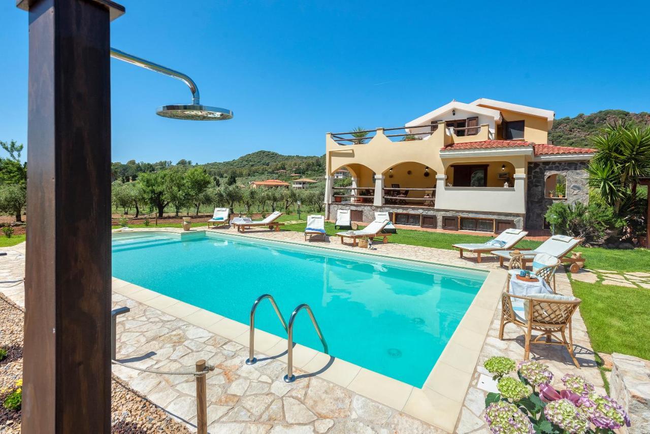 Villa Saige , Piscina Con Idromassaggio Alghero Esterno foto